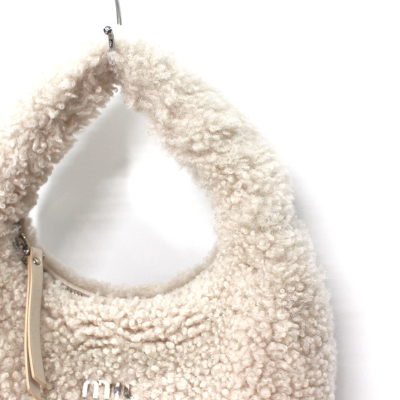 MIU MIU Wander Shearling 2 Way Ivory Handbag Silver Chainlink Shoulder Bag Logo - Picture 3 of 9